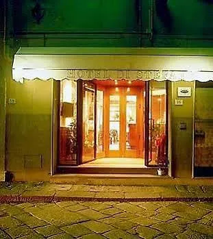 迪斯蒂法诺酒店 比萨